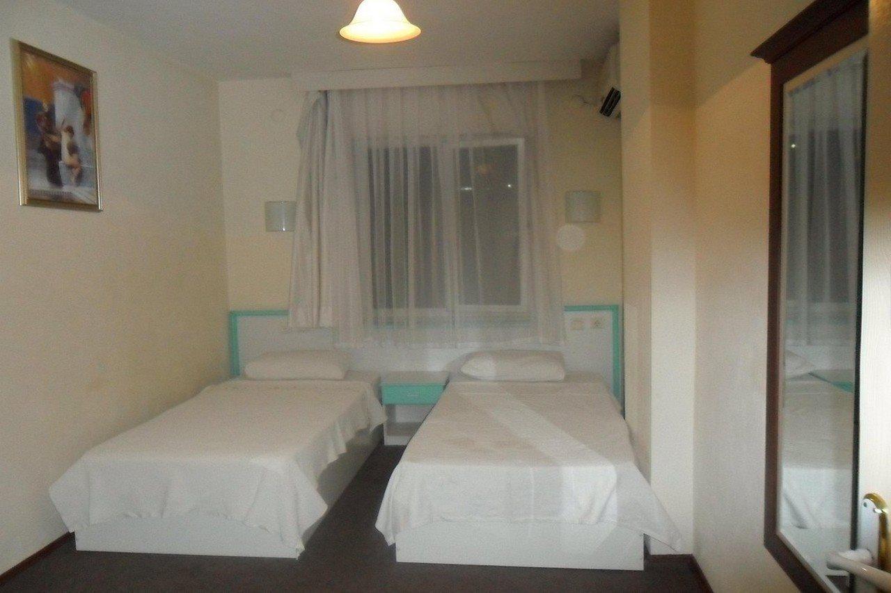 Altinbas Apart Hotel Kusadasi Exterior photo