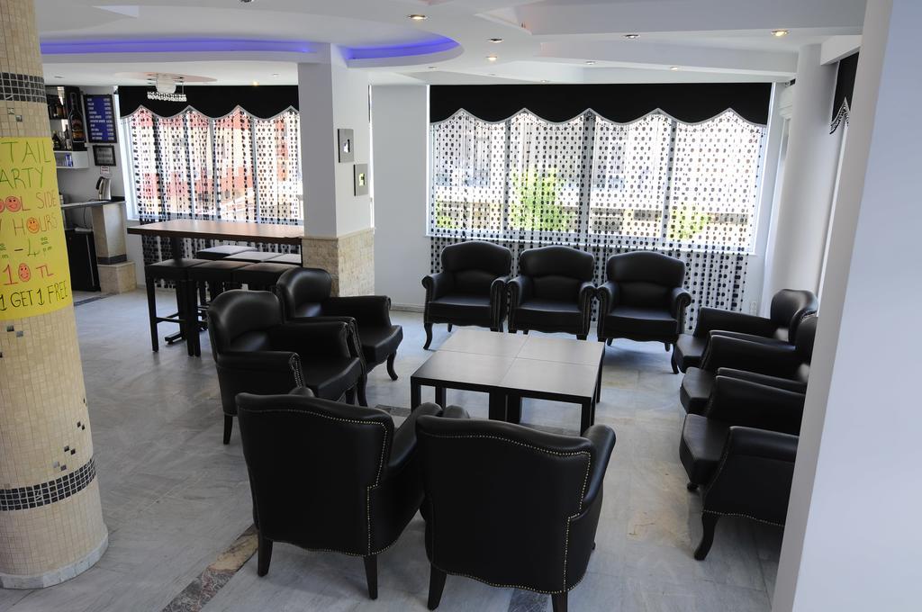 Altinbas Apart Hotel Kusadasi Exterior photo