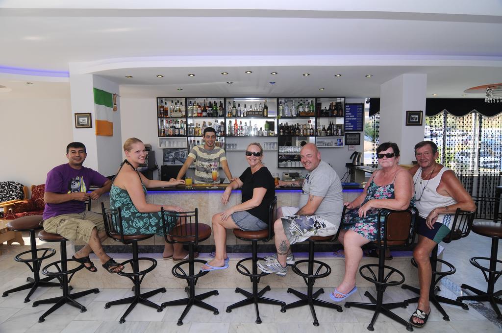 Altinbas Apart Hotel Kusadasi Room photo